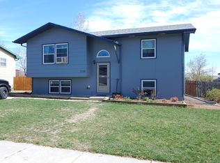 3916 Oiler Ln, Rapid City, SD 57701
