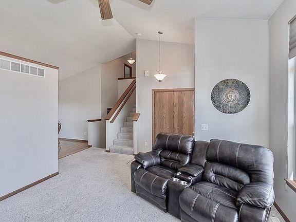 4th image of 1020 Cory Ct