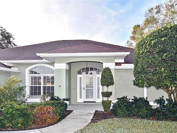 3rd image of 312 Rosewood Ct