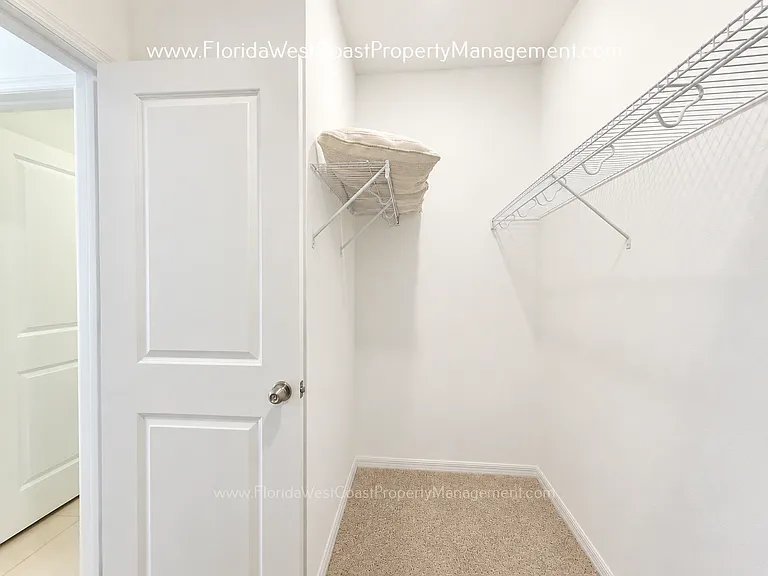 6394 Grandview Hill Ct — Photo 30