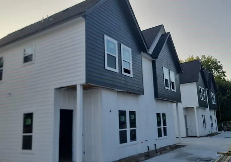 5126 Clover St #A — Photo 3