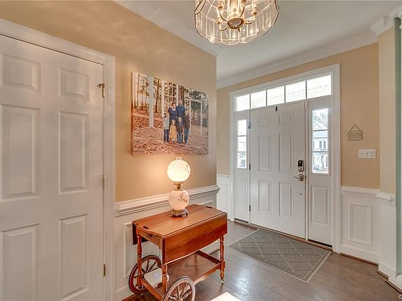 3rd image of 9031 Haversack Ln