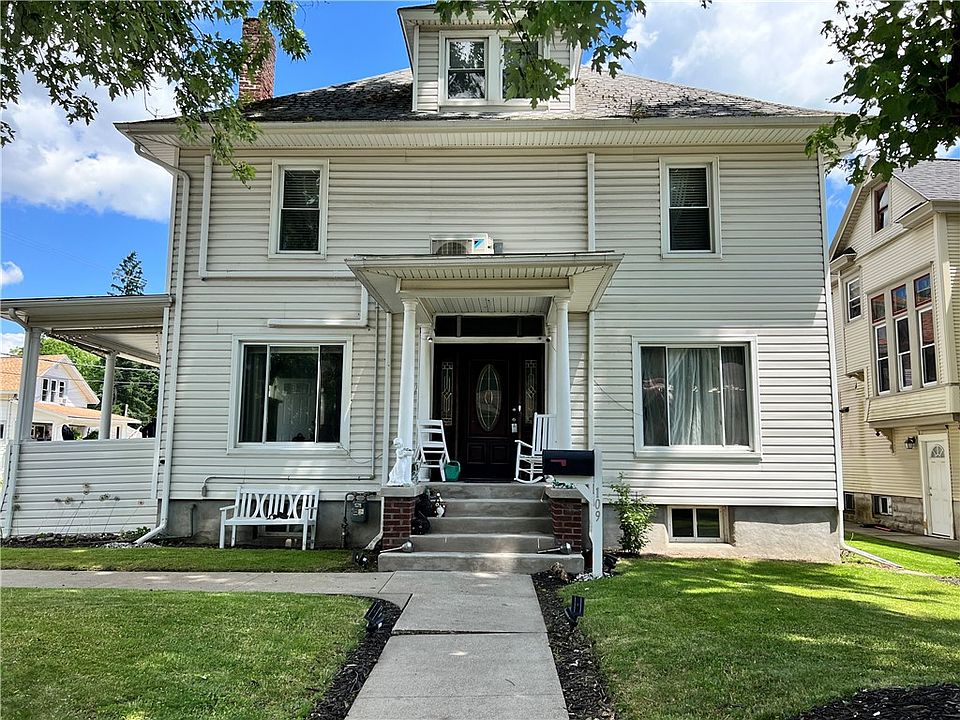 1st image of 109 N Main St