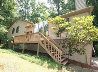 9360 Martin Rd, Roswell, GA 30076