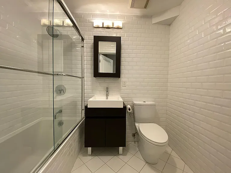 212 Bennett Ave #3E — Photo 21