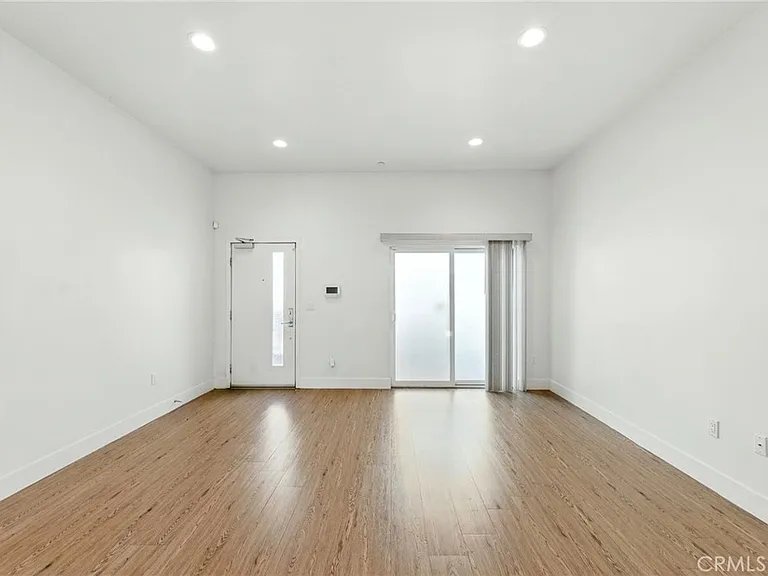 4461 Tujunga Ave #102 — Photo 11