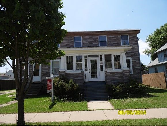 1st image of 216 W Arndt St