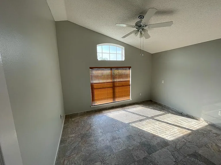 635 Caladesi Trl — Photo 14