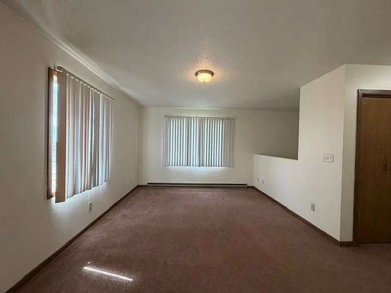 411 Germania St — Photo 3