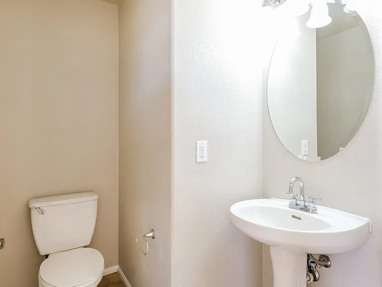 5023 W Ardmore Rd — Photo 16