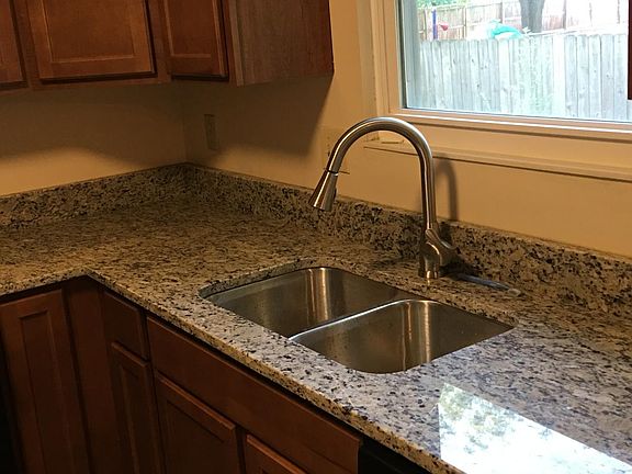 5th image of 5276 Dutchess Ln