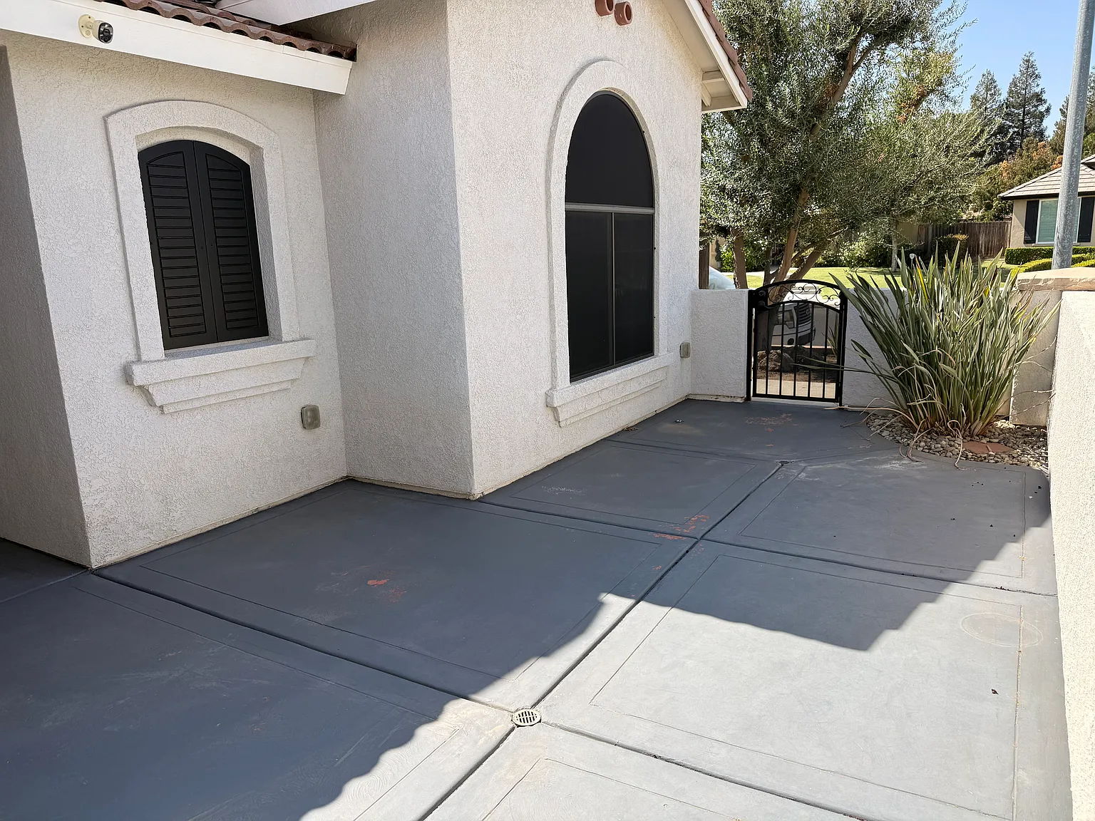 10915 Howell Mountain Dr — Photo 4
