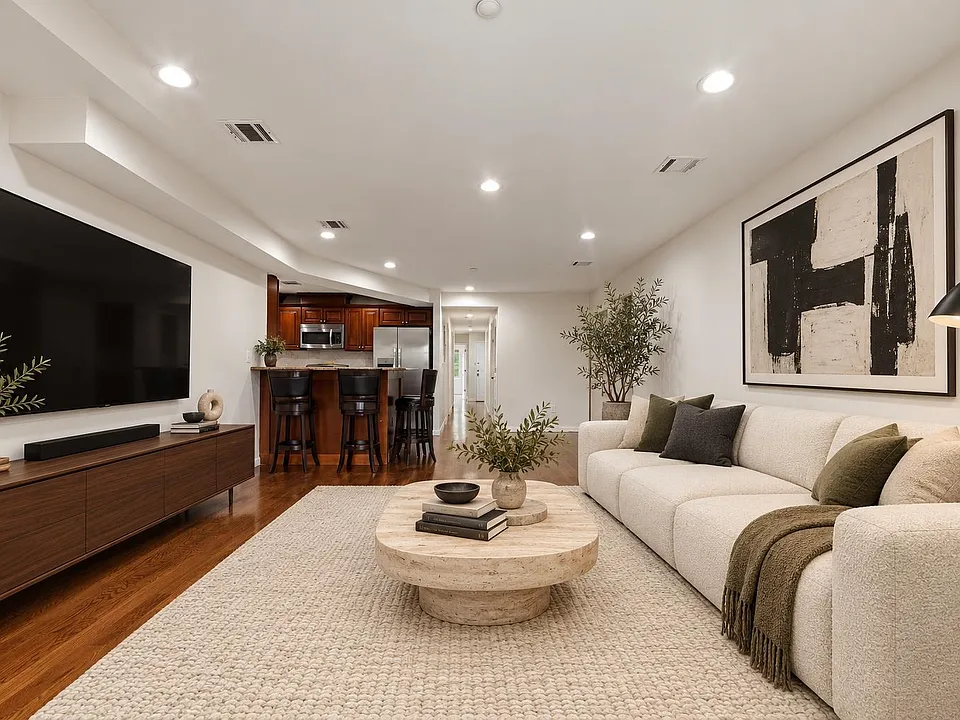 467 Palisade Ave #2