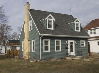 1708 29th St, Two Rivers, WI 54241