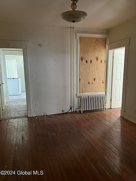 2nd image of 858 3rd Street