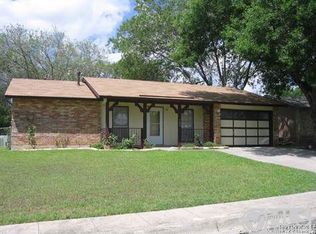 105 N Meadow St, Converse, TX 78109