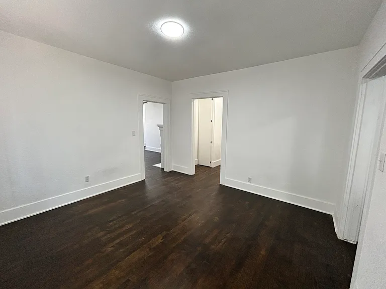 1316 NW 9th St #1/2 — Photo 10