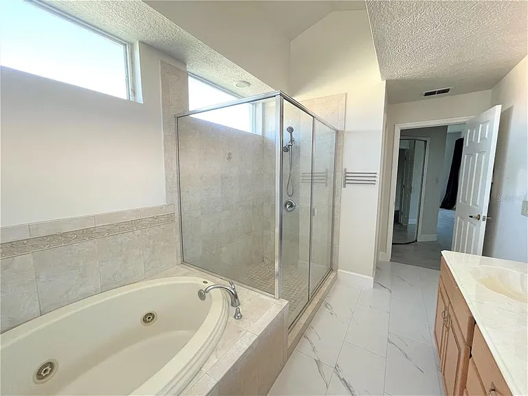 3913 Kiawa Dr — Photo 14