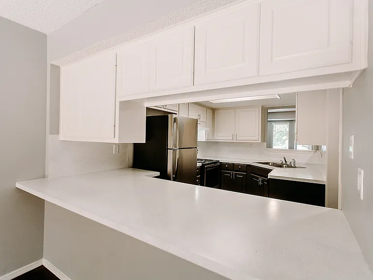 3110 Whisper Oaks Ln #C — Photo 8