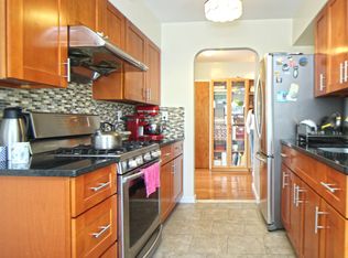 4721 Newtown Rd #2, Astoria, NY 11103