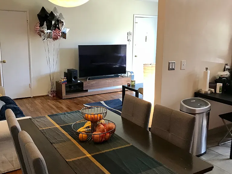 931 N Spaulding Ave #4 — Photo 6