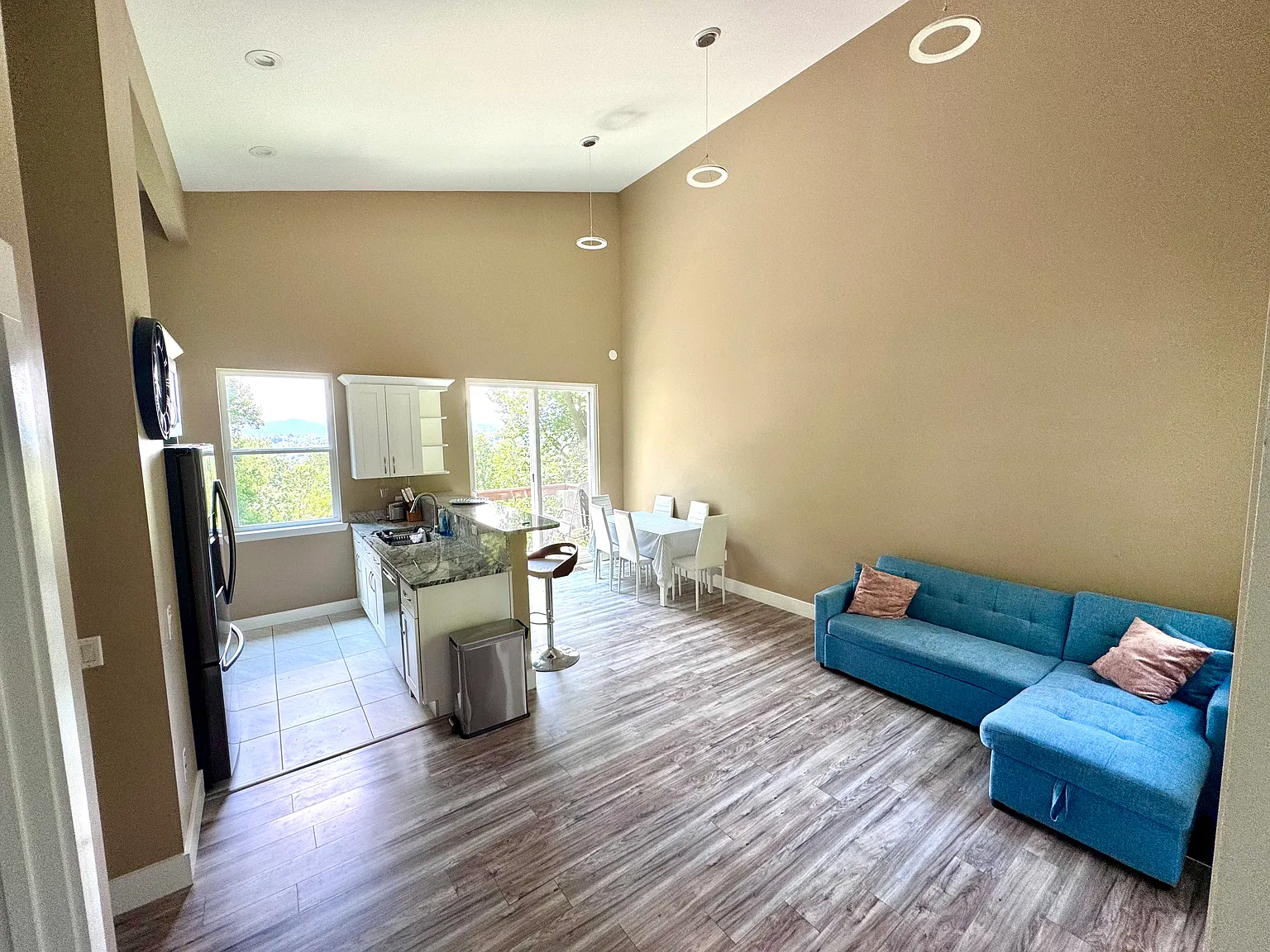 27 Westwood Dr — Photo 4