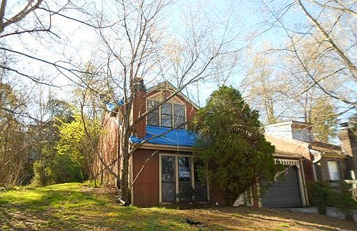 1st image of 7664 NW Chatham Cir