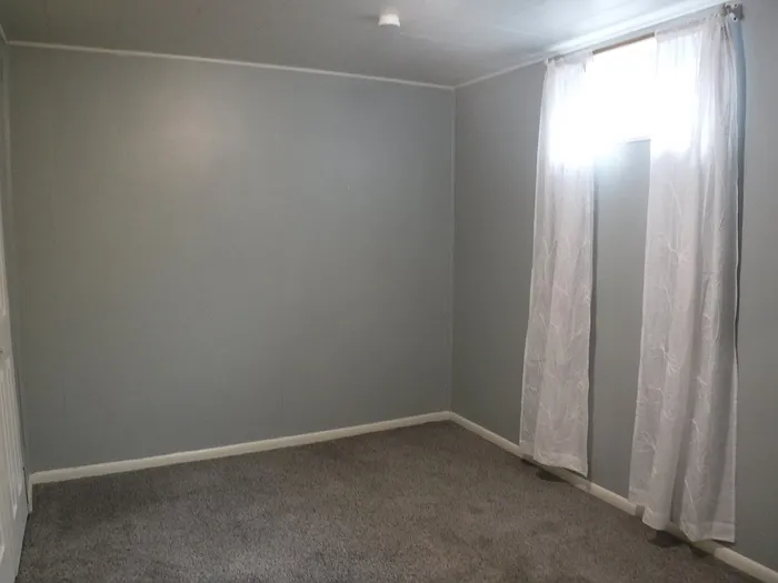 556 Montana Ave — Photo 28