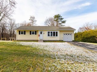 14 Patricia Rd, Poughkeepsie, NY 12603