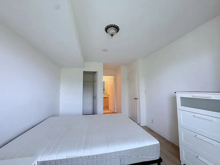 68 Grangeway Ave #512 — Photo 4