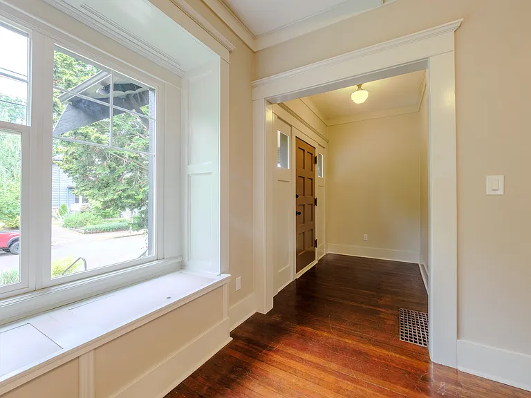 6706 NE Rodney Ave — Photo 10