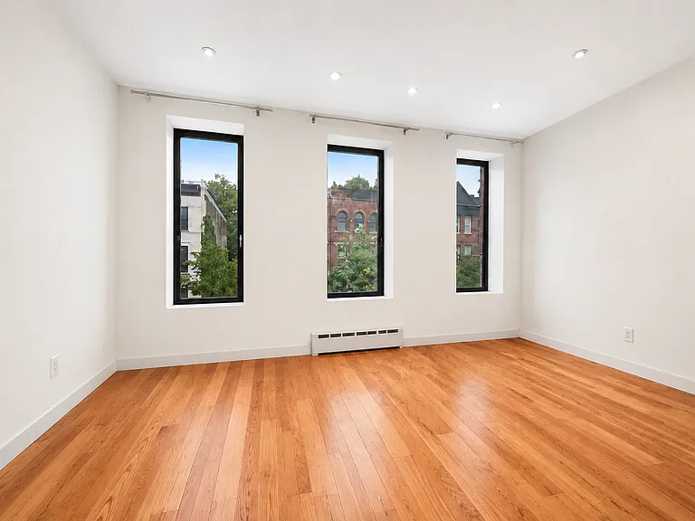 251 W 121st St #3 — Photo 2