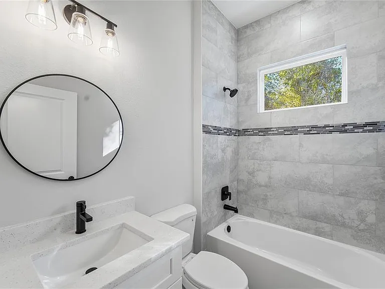 13690 SW 43rd Cir — Photo 28
