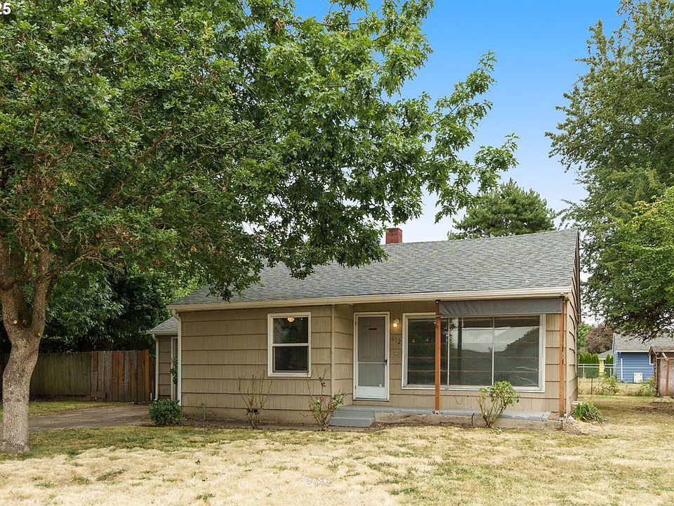 1st image of 612 SE 11th Ave