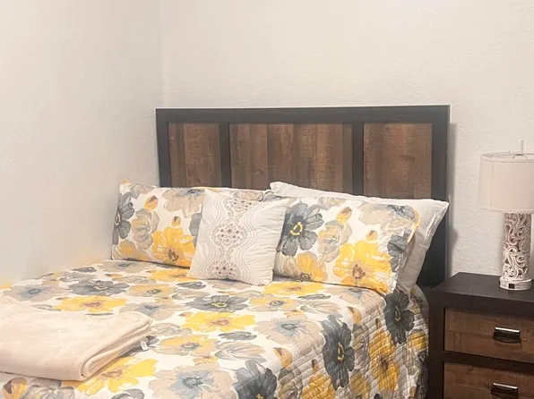 4091 Plumbago Pl, Lake Worth, FL 33462