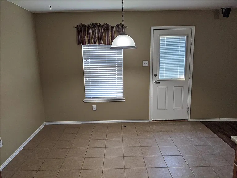 4525 Mountain Oak St — Photo 15