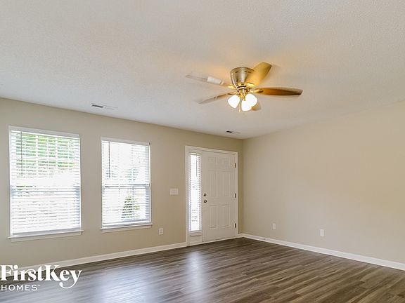 4th image of 1716 Northside Dr