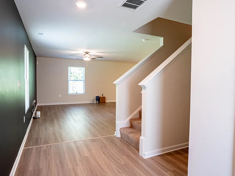 2814 Meadowview Blvd — Photo 6