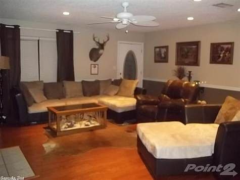 5th image of 3209 Pine Creek Ln