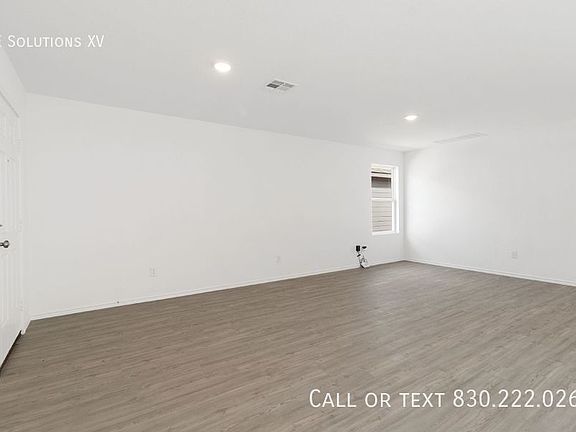 5th image of 12523 Kathleen St