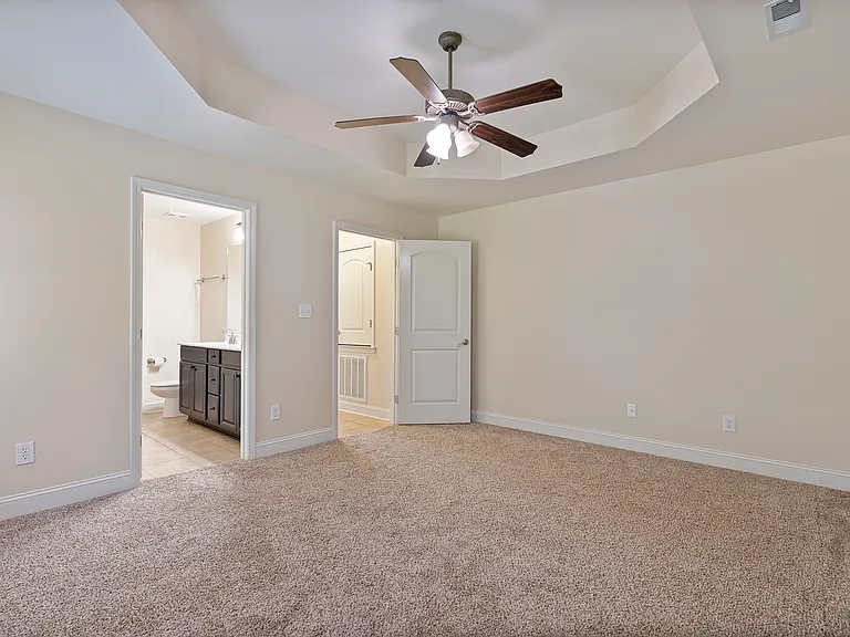 15828 Coach House Ct NW — Photo 7