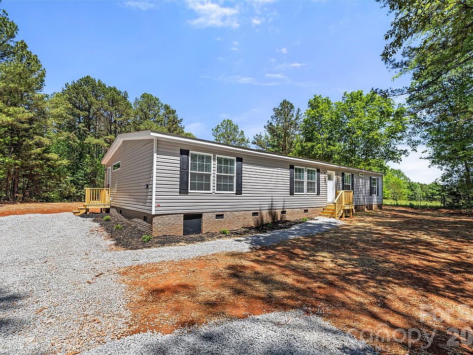 1st image of 1704 Logan Terry Rd