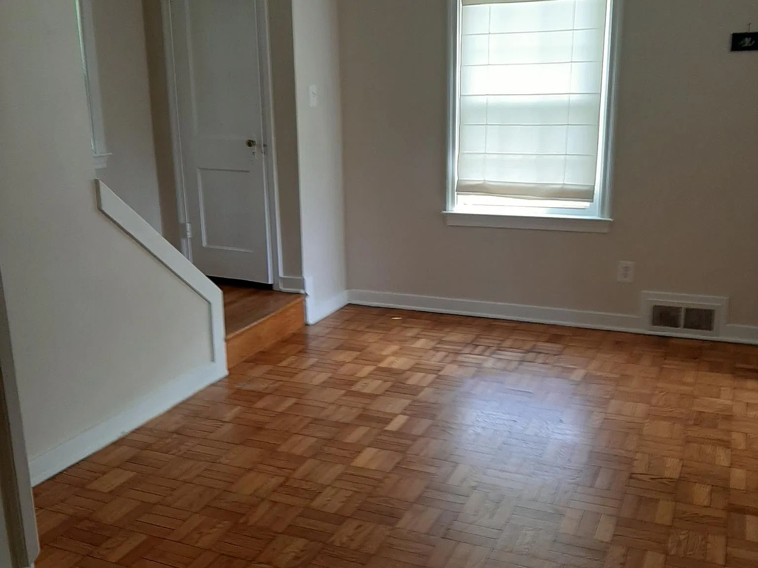 2 bed, 1200 sqft, $3,200 — Photo 2