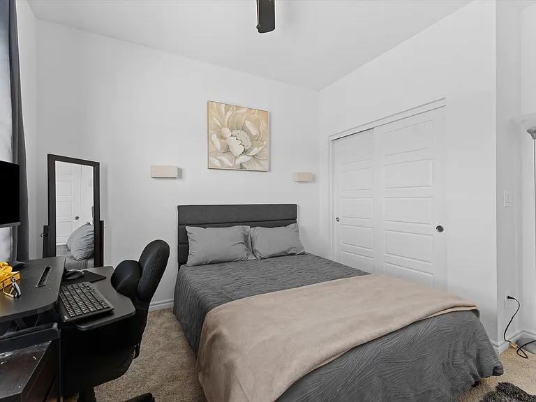 237 Callen Falls Ave #2011 — Photo 28