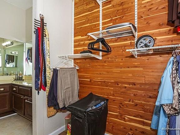 5th image of 8863 Mira Mesa Blvd