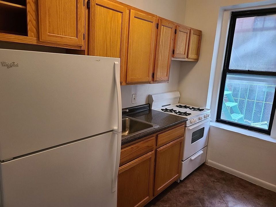1st image of 2280 Grand Ave #E3