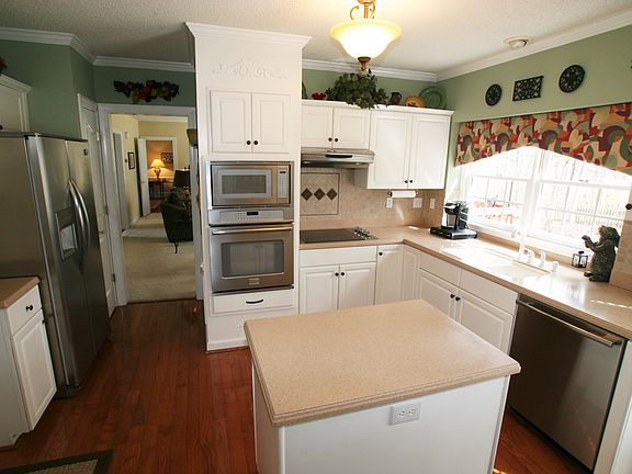 5th image of 6208 Oak Cove Ln