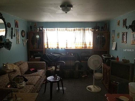 3rd image of 8 Villas Ct