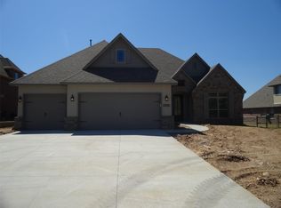 1501 W Ulysses St, Broken Arrow, OK 74012