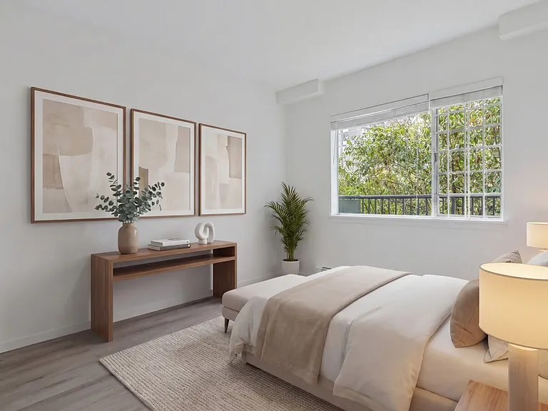1270 Burnaby St #107 — Photo 16